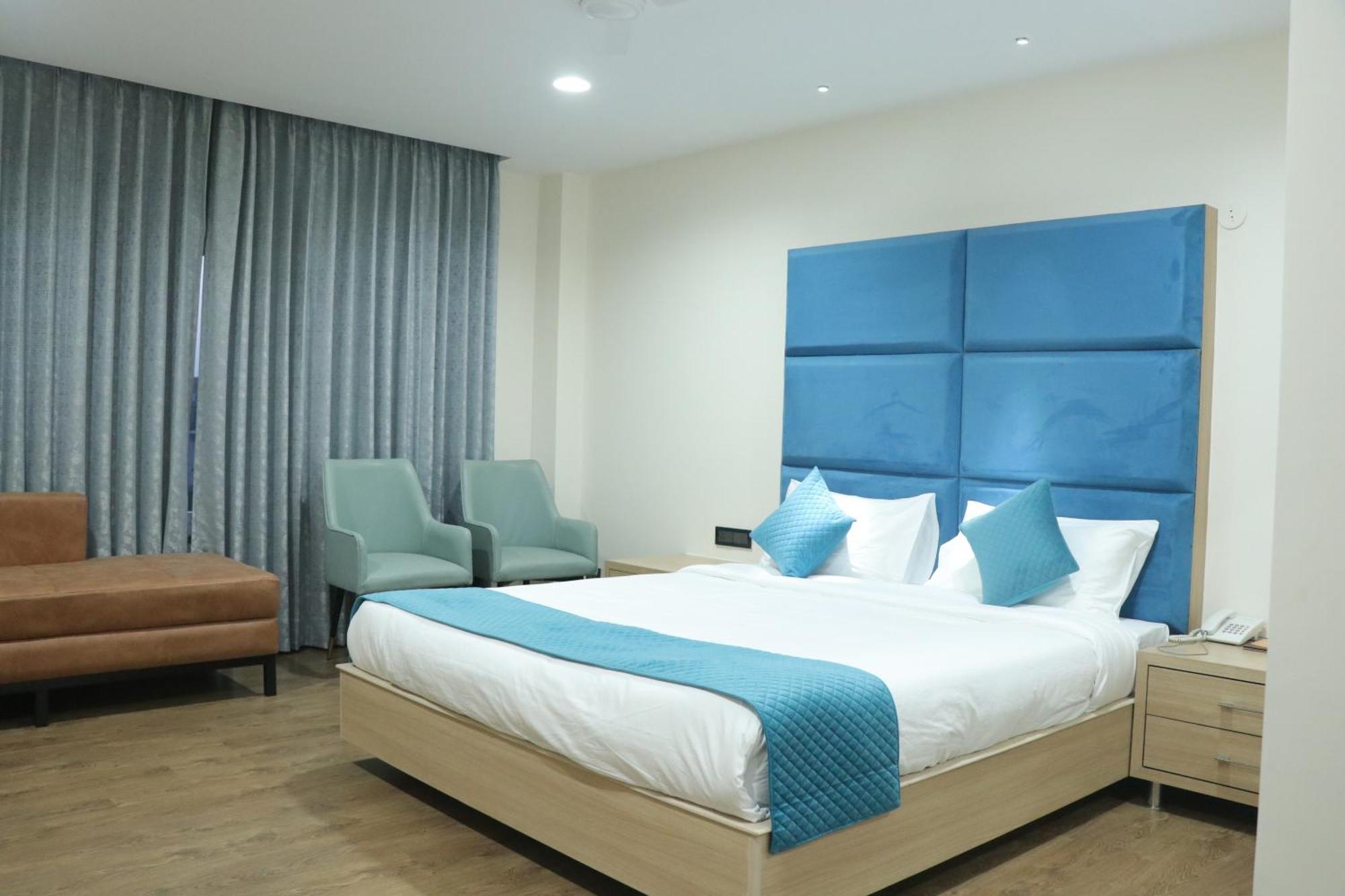 Pt Moolraj Residency Hotel Una  Екстериор снимка